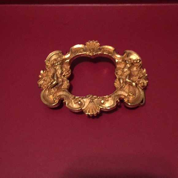 Versace Inspired Gold Buckle - Picture 2 of 3